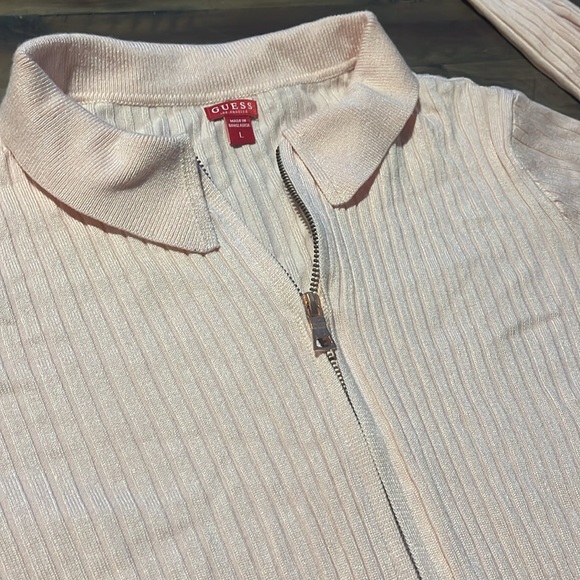 Guess pale pink zip sweater L - Picture 2 of 5